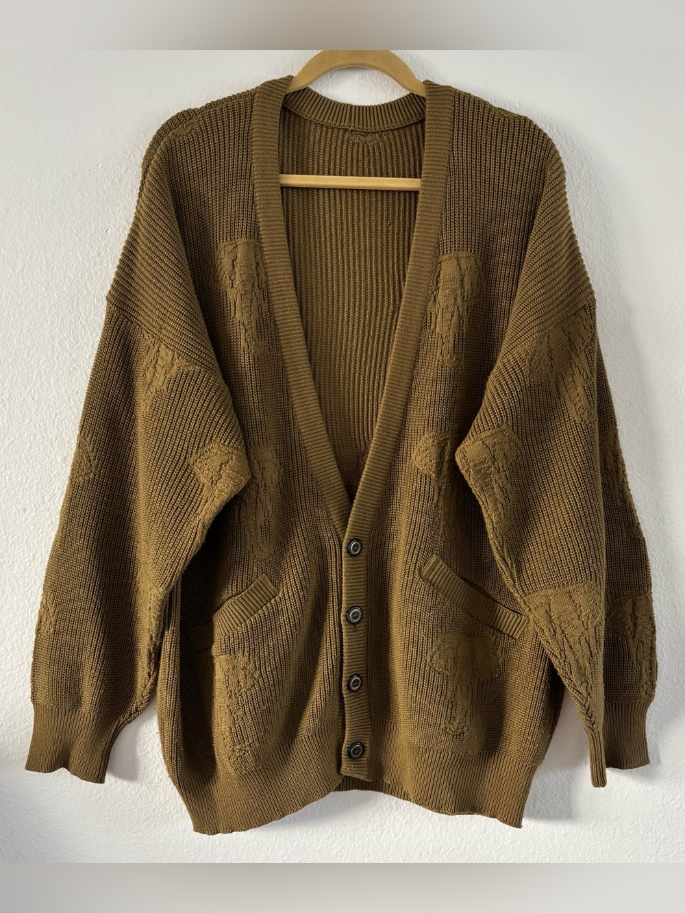 Vintage 90’s HUGO BOSS Ribbed Knit Cardigan Elephant 3D Africa Olive Green